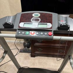 Horizon Fitness Treadmill 