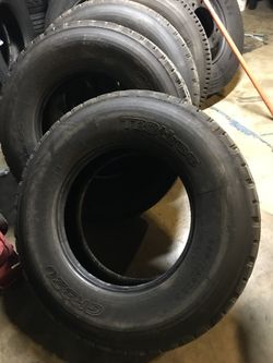 Commercial truck tires/ LLANTAS PARA CAMIÓN