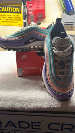 Nike Air Max 97 SE (GS) 5.5Y boxed