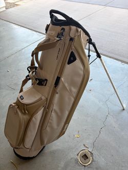 Sunday Golf Ryder Bag