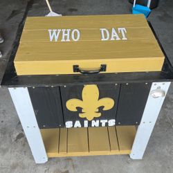 Dallas cowboys wooden ice chest!! for Sale in Grand Prairie, TX - OfferUp