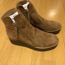 Silent D  Size 40 NENE-TO LT Brown Suade Boots 