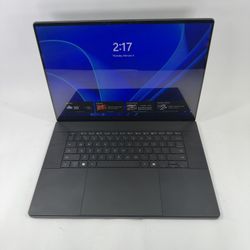 Asus ProArt P16 H7606 Ryzen AI 9 HX 370 2.0GHz 32GB RAM 2TB SSD GeForce RTX 5070