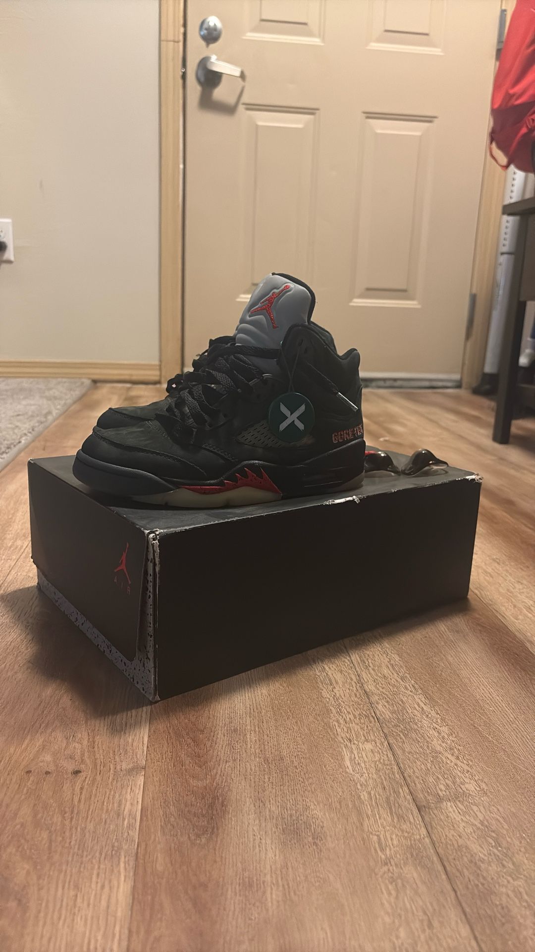 Jordan 5 Gore-Tex Size 5