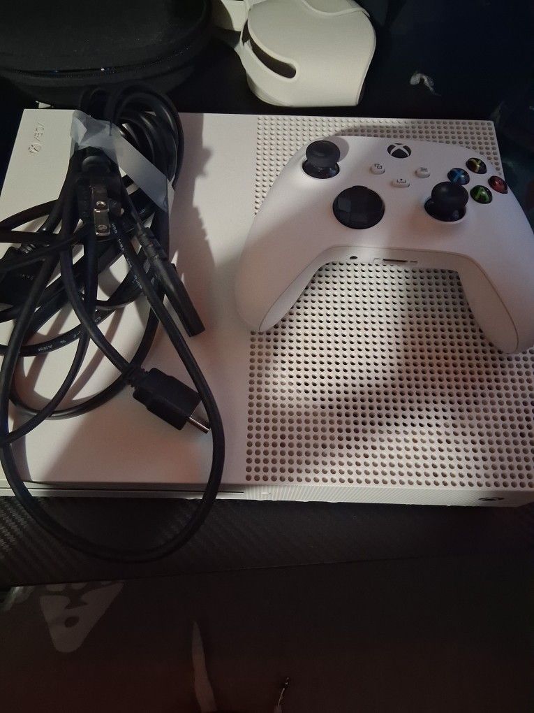 Xbox One S