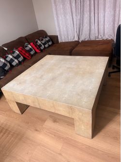 White textured table