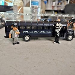 Toy Police Bus 7x2 Inchs   Homies Not Included 