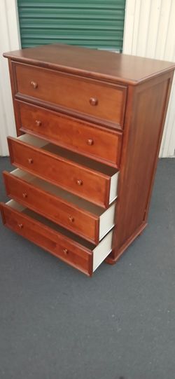 TALL 5 DRAWERS DRESSER