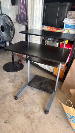 Stand tall computer desk