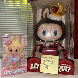 Let’s Check mate King And The Queen From pop Mart $230