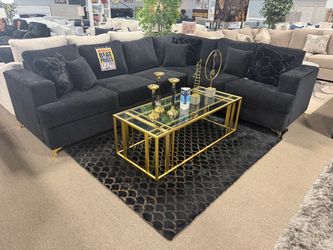 Gorgeous sectional! Easy financing! 🎉☺️💜