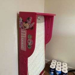 Minnie Mouse Toddler Bed