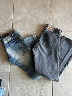 Lot Of Two Men’s Jeans