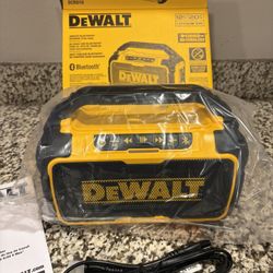  DEWALT 20V MAX Cordless Bluetooth Speaker (Tool Only)