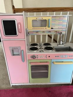 KidKraft Wooden Play Kitchen Set