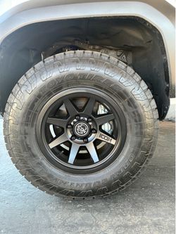 Icon Rebound SLX 17x8.5 (0mm Offset) with 285/70/17 with Toyo open country AT3’s