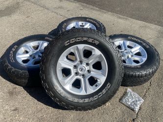 Toyota Tacoma and 4Runner LT265/70/17” cooper
