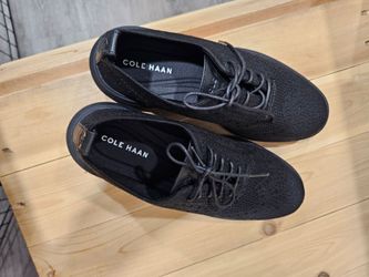 Cole hann non slip shoes size 8