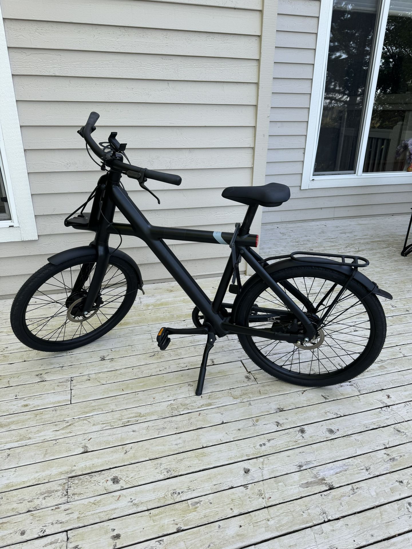 VanMoof X3 Electric Bike With Accessories