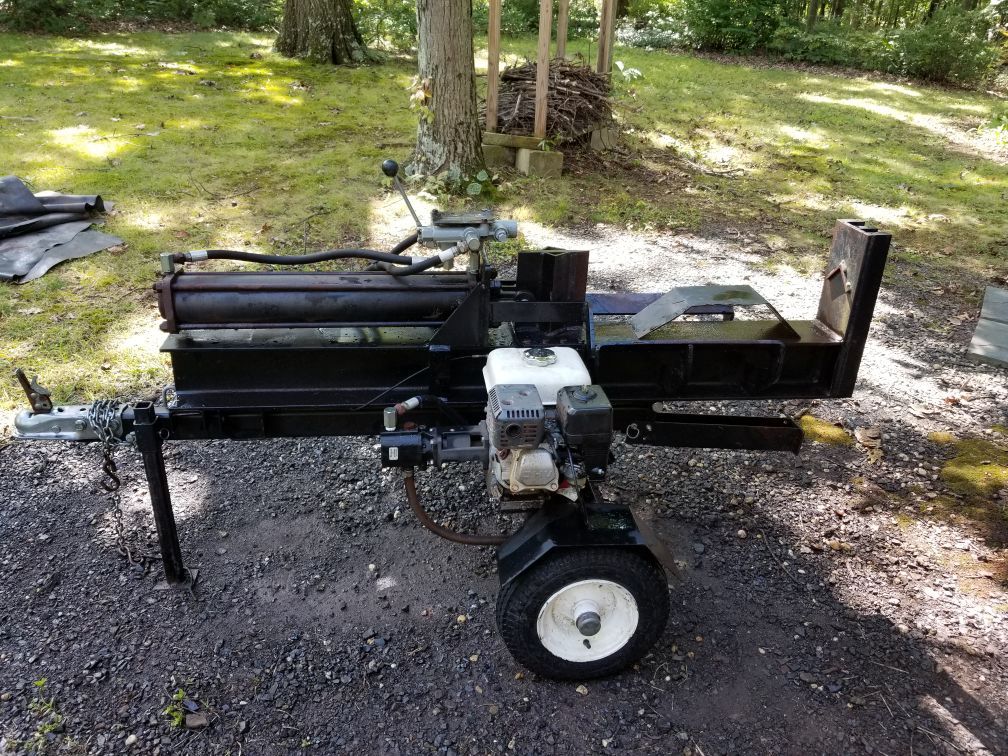 Northstar 1105 Horizontal /Vertical Log Splitter