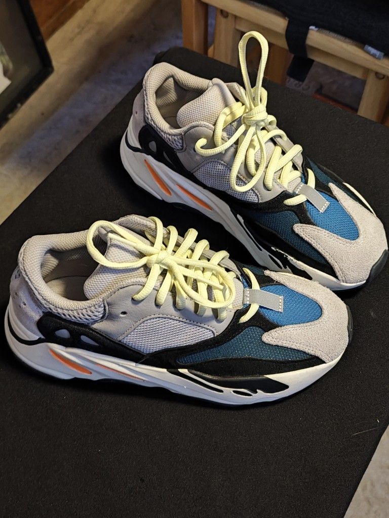 Adidas Yeezy Boost 700 Wave Runner B75571 | Size Mens 5 1/2 Pre-Owned