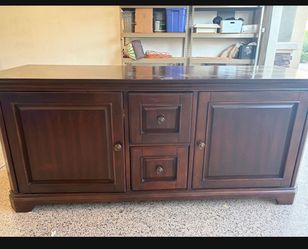 TV entertainment console