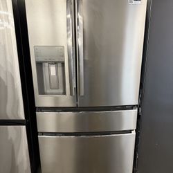 Frigidaire 36in French Door Refrigerator