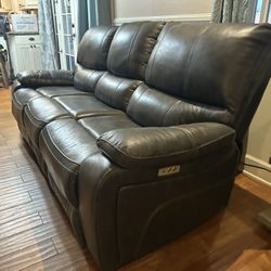 Leather Couch Recliner 