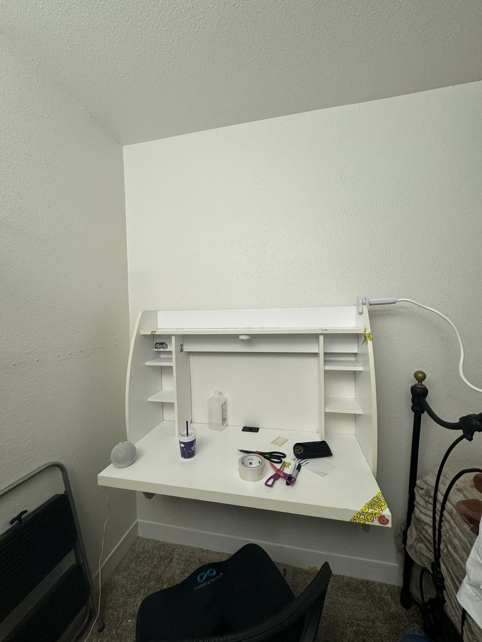 Floating Desk Wall Mounted