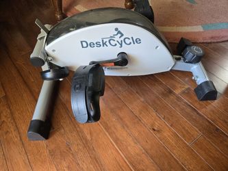 Desk cycle Exercise Machine