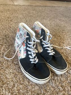 Womens size 8 high top Vans
