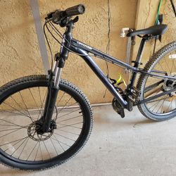 XS frame Mt Cannondale Trail 7 Dics Brake 27.5"wheel