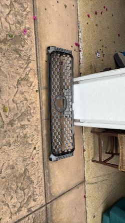 Tundra grill Insert 2014-2021 (2.5 Generation)