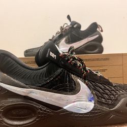 Nike Cosmic Shoes Size 10 For Men 