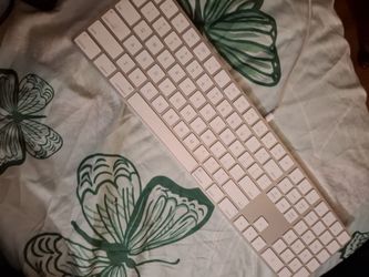 Apple keyboard