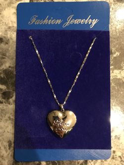 Fashion jewelry picture heart Locket pendant 18" $12