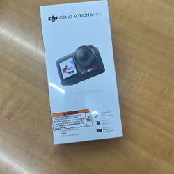 DJI Osmo Action 5Pro Adventure Combo