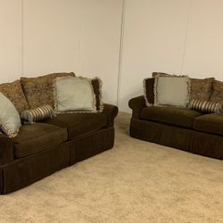 Thomasville Couch And Loveseat Sofa Set *Free Delivery*