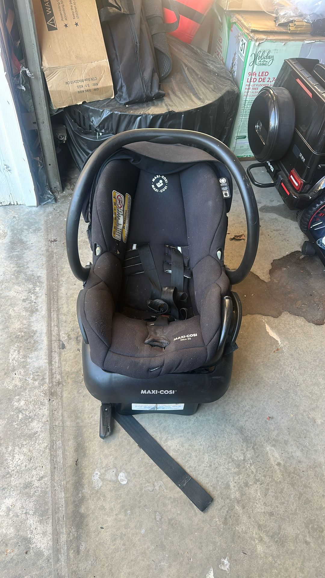 Maxi Cosi Infant Car seat 