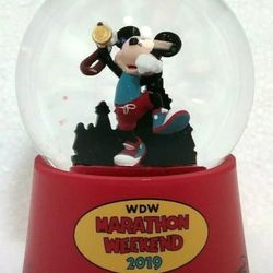 Disney Parks 2019 Walt Disney World Marathon Weekend Snowglobe Snow Globe Run