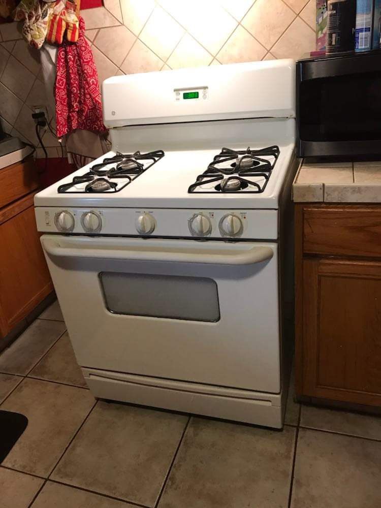 Kitchen Stove 