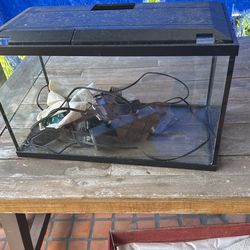 Se Vende Pecera En Buenas Condiciones