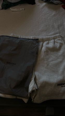 Essentials shorts light oatmeal XL