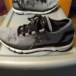 Under Armour Shoes Sz 11