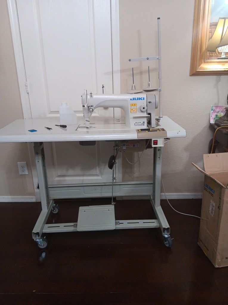 Brand new Juki DDL 8700 Industrial straight Lockstitch sewing machine