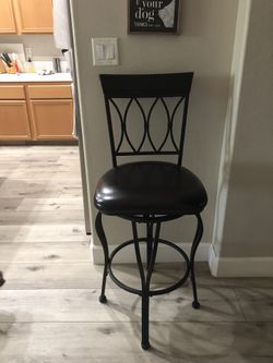 Barstools (swivel)