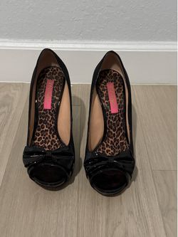 Black Patent/Satin Peep-Toe Pumps with Bow - Size 9.5