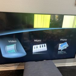 4K Ultra HD Sharp 60” TV