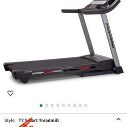 Preform 17 Smart Treadmill