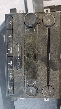 2005 Ford Mustang Original Stereo